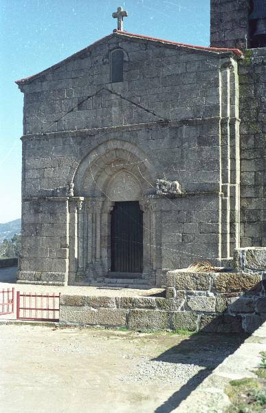 Igreja românica de Santa Maria Maior, de Tarouquela