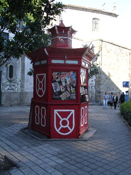 Quiosque no Largo de Mompilher (antigo Largo da Picaria)