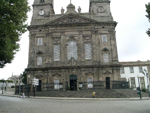 Igreja e Cemitério de Nossa Senhora da Lapa