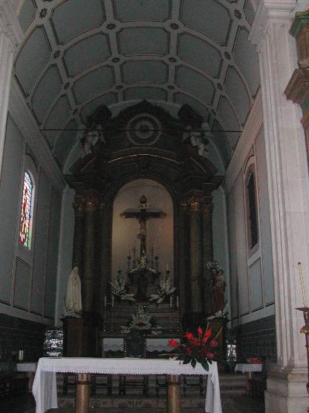 Igreja de São Julião, incluindo todo o seu património integrado