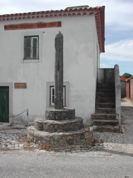 Pelourinho de Monte Real