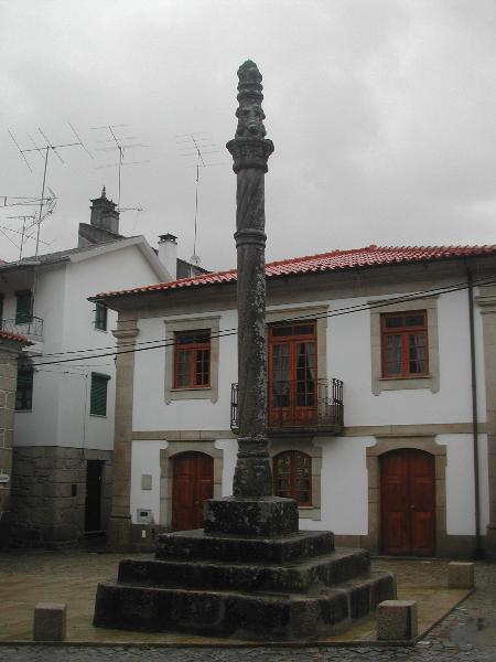 Pelourinho de Avô