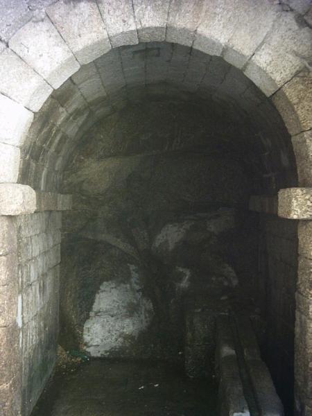 Edifício de interesse histórico existente dentro das muralhas do Castelo da Covilhã
