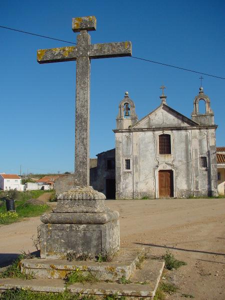 Capela de Santa Cristina e Cruzeiro adjacente