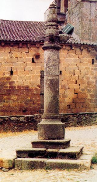 Pelourinho de Azinhoso