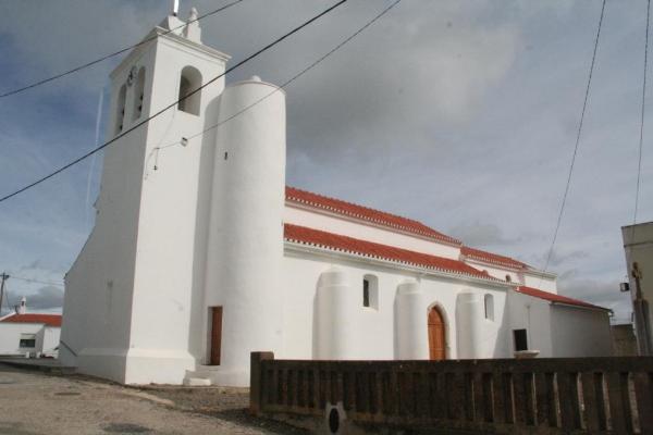 Igreja de Martim Longo