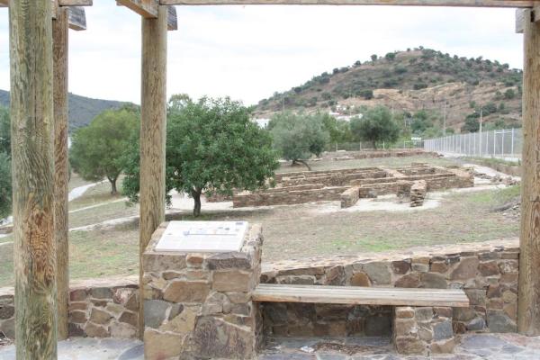 </>Villa</i> Romana do Montinho das Laranjeiras