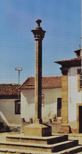 Pelourinho de Vila Flor