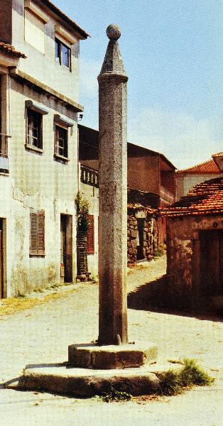Pelourinho de Touça