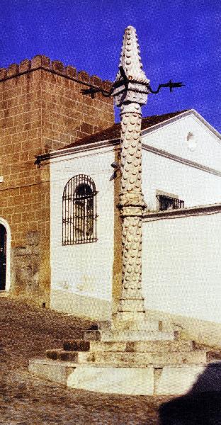 Pelourinho de Elvas
