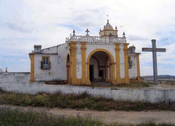 Ermida de Nossa Senhora do Bom Sucesso, incluindo a antiga casa dos romeiros