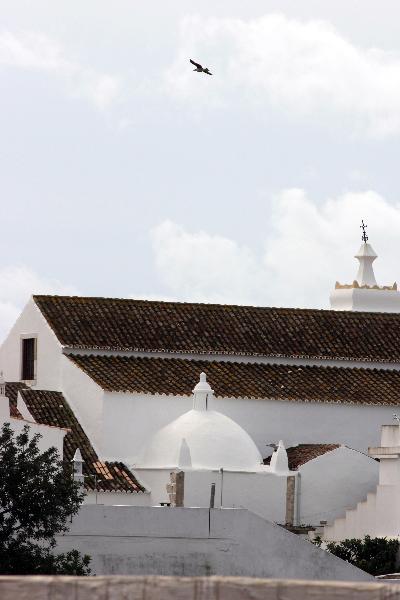 Morabito anexo à sacristia da igreja matriz de Alvor