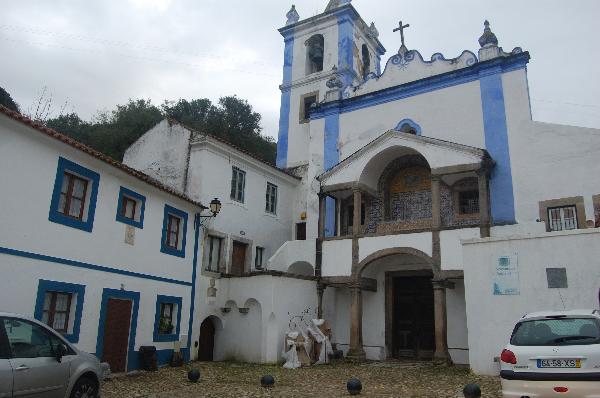 Conjunto de edificações situadas junto à igreja matriz de Brotas