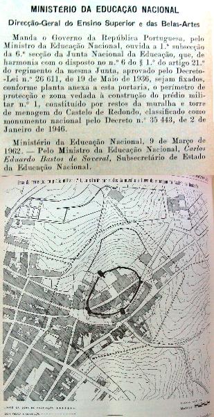 Prédio militar n.º 1, constituído por restos de muralha e torre de menagem do Castelo de Redondo