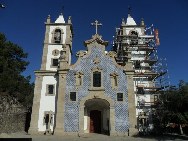 Igreja paroquial de Cambra