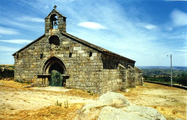 Igreja de Algosinho