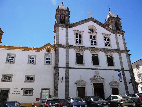 Igreja do Salvador (integrando uma capela, antigo Passo da Via Sacra)
