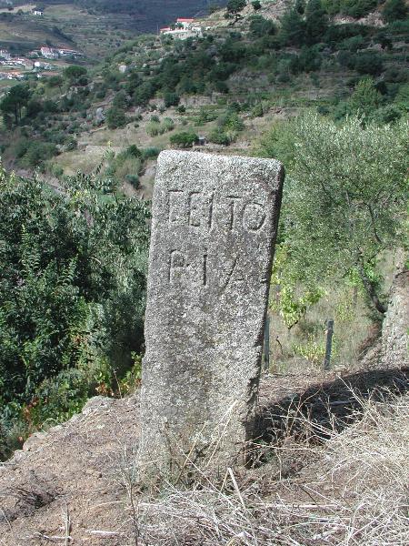 Marcos graníticos n.os 5 e 6