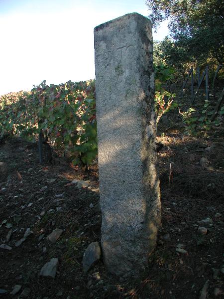 Marco granítico n.º 21