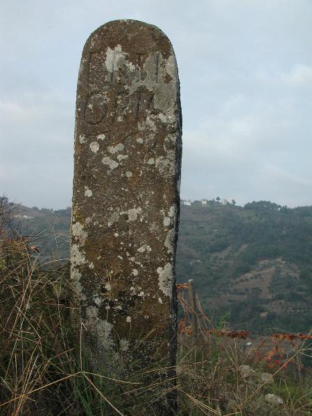 Marco granítico n.º 52