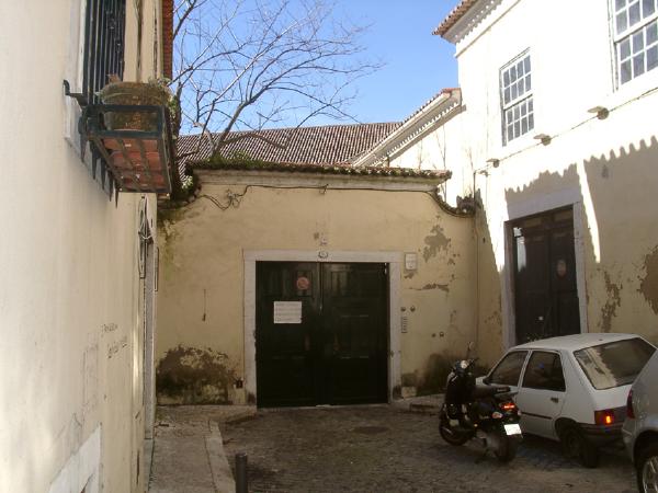 Prédio na Rua André Valente, 13