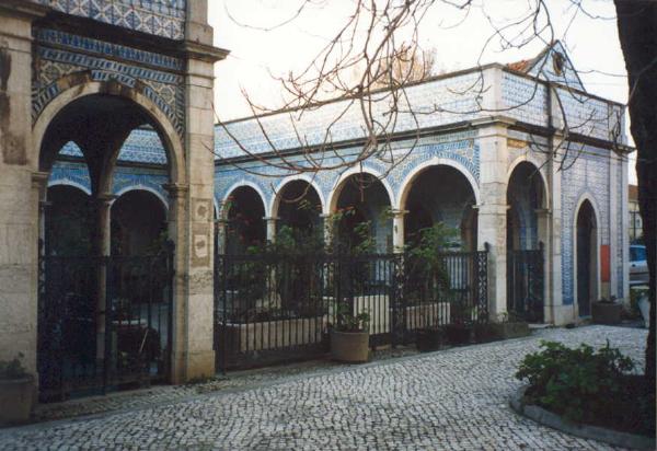 Balneário D. Maria II e Pavilhão de Segurança (8.ª Enfermaria) do Hospital Miguel Bombarda, abrangendo o Edifício Principal (antiga Casa da Congregação da Missão de São Vicente de Paulo) (ampliação da classificação)