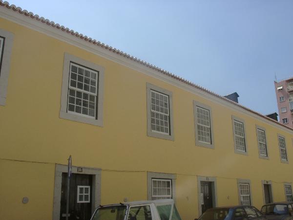 Edifício da Travessa da Fábrica das Sedas