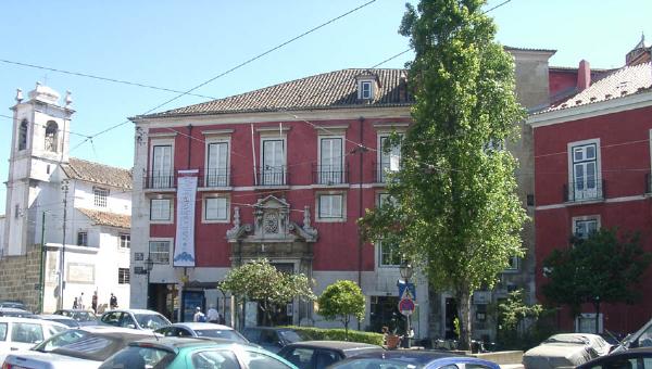 Palácio Azurara, também denominado «Museu-Escola de Artes Decorativas da Fundação Ricardo Espírito Santo»