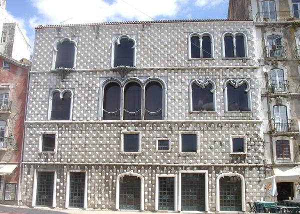 Casa de Brás de Albuquerque (casa dos Bicos), fachada