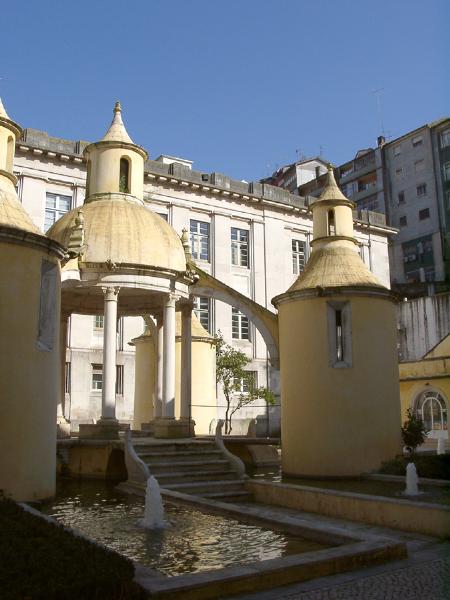 Antigo claustro da Manga do Mosteiro de Santa Cruz