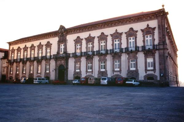 Paço episcopal do Porto