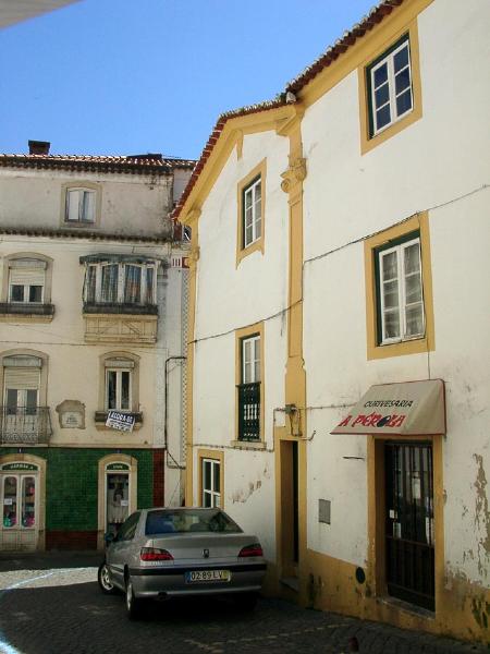 Casa na Rua do Outeiro (actual Rua José Estêvão), 3 e 3-A