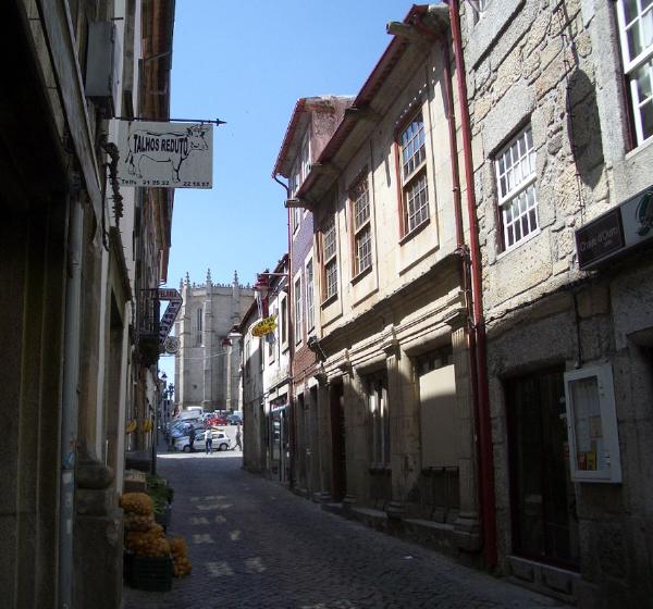 Prédio na Rua Direita (actual Rua Francisco de Passos), 15 a 19