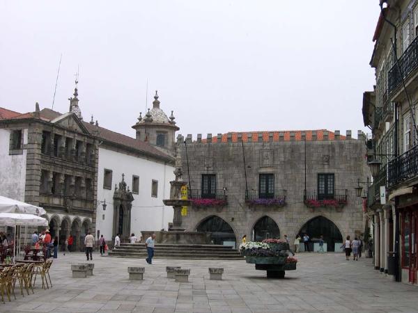 Chafariz da Praça da Rainha