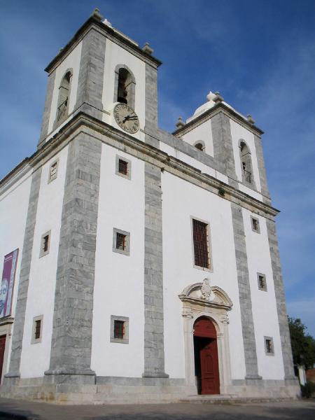 Basílica Real de Castro Verde, também designada Igreja de Nossa Senhora da Conceição, matriz de Castro Verde