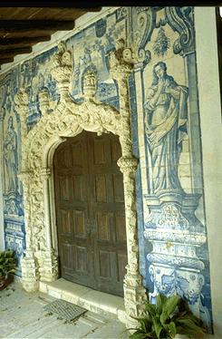 Igreja de São João Baptista, matriz de São João das Lampas, e respetivo adro