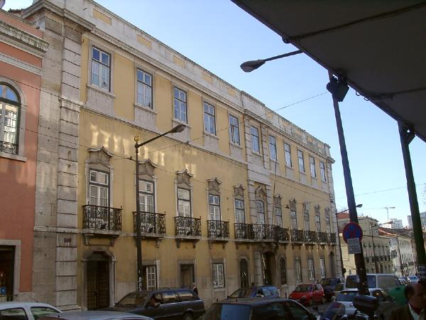 Edifício da Rua da Escola Politécnica, 147, em Lisboa, conhecido pelas designações de Palácio Bramão ou Palácio Ceia