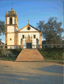 Igreja de Santa Marinha, paroquial de Real, seu património móvel integrado, e respetivo adro e escadaria