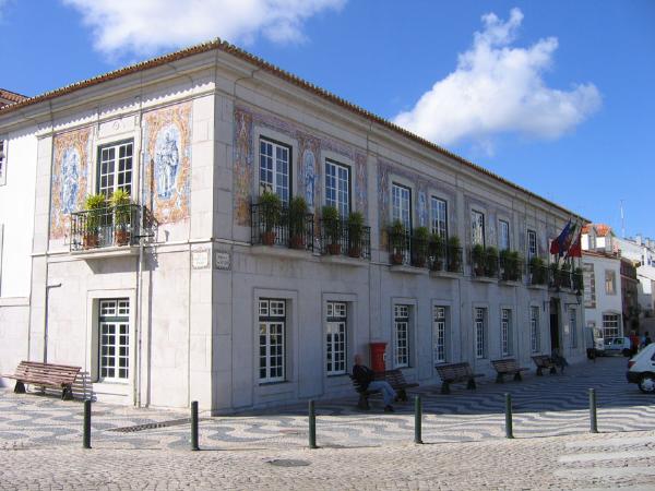 Palácio dos Condes da Guarda, actual edifício dos Paços do Concelho