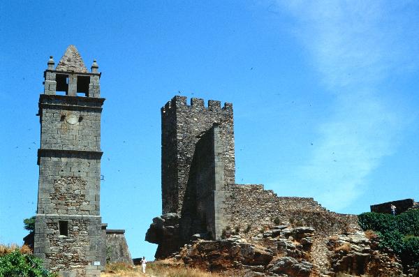 Castelo de Mogadouro
